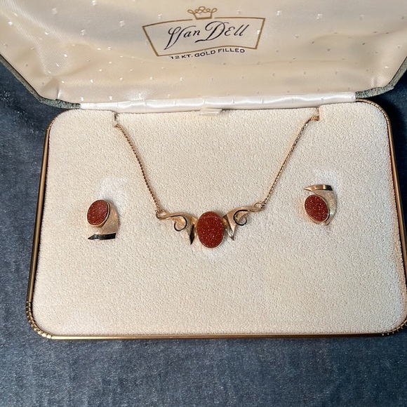 Vintage Van Dell 12k Gold Filled Jewelry Set - Picture 3 of 8